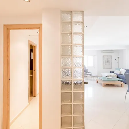 Apartamento BHost - Paseo de La Malagueta Málaga Exterior foto
