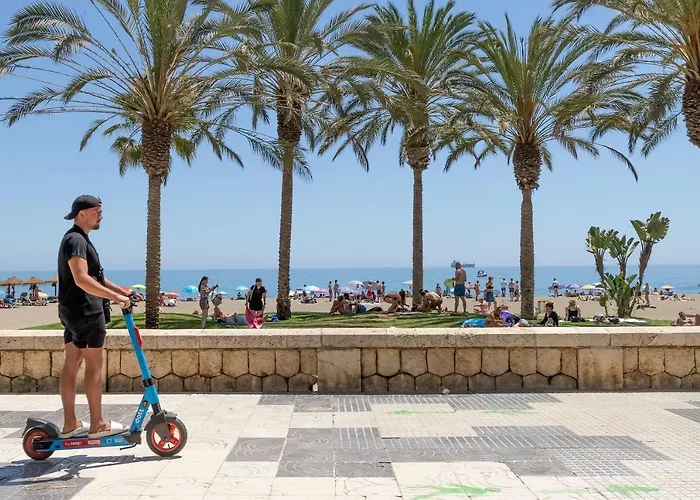 Bhost - Paseo De La Malagueta
